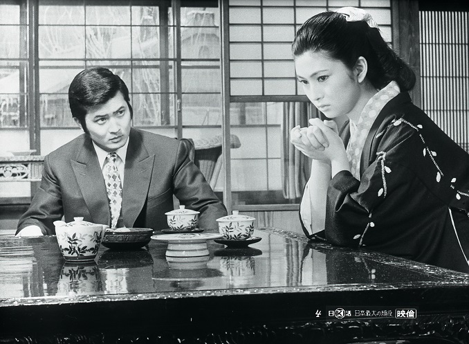 Poster for Women's Police (女の警察), starring Akira
