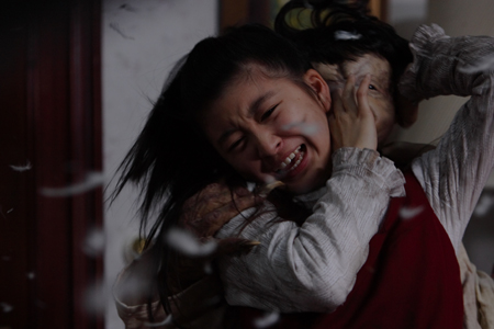 赤んぼ少女 | 映画 | 日活