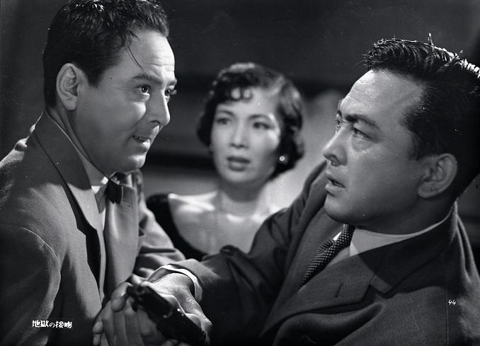 映画チラシ　地獄の接吻　日活映画　1955年　館名ゴム印 地獄の接吻 | 映画 | 日活