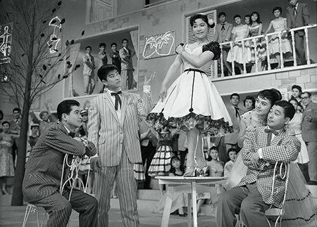 ジャズ娘誕生 映画 日活