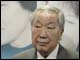 上映後、来客を見送る今村監督と夫人